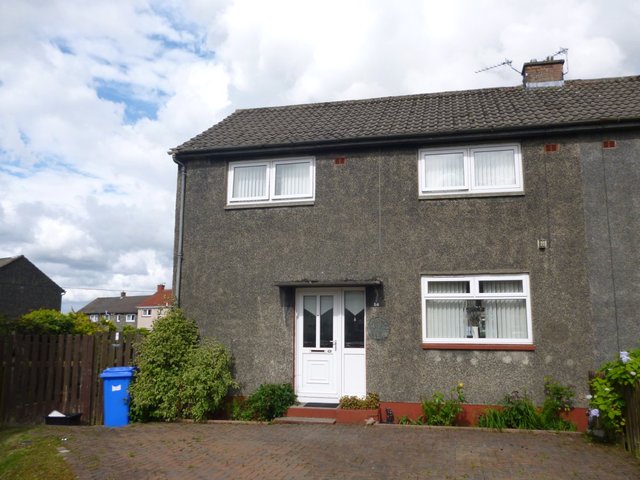  Image of 3 bedroom Flat to rent in Glenshamrock Drive Auchinleck Cumnock KA18 at Auchinleck East Ayrshire East Ayrshire, KA18 2EF