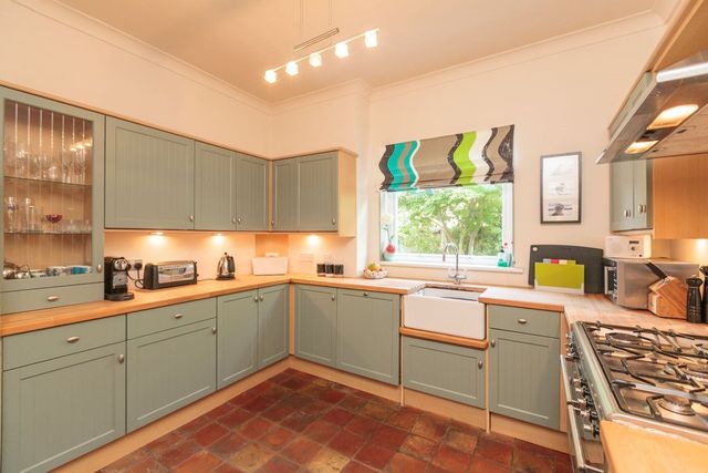  Image of 5 bedroom Detached house to rent in Golf Course Road Bonnyrigg EH19 at Bonnyrigg MidLothian MidLothian, EH19 2EZ