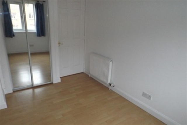  Image of 2 bedroom Flat to rent in Golfhill Drive Dennistoun Glasgow G31 at Dennistoun Glasgow Glasgow, G31 2NZ