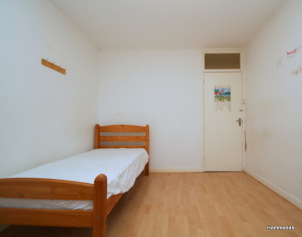 Image of 2 bedroom Flat for sale in Wellington Way London E3 at Grafton House  London, E3 4UE
