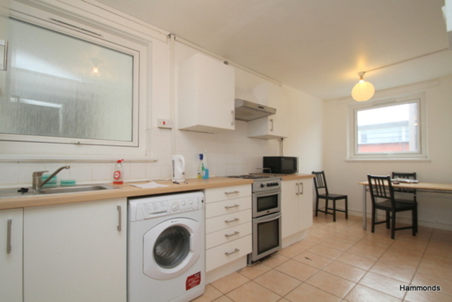  Image of 2 bedroom Flat for sale in Wellington Way London E3 at Grafton House  London, E3 4UE