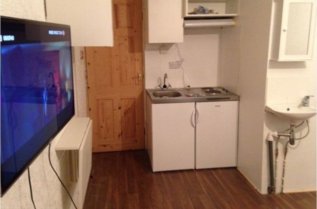  Image of Terraced house to rent in Gramer Close London E11 at GRAMER CLOSE  LEYTONSTONE, E11 4PF
