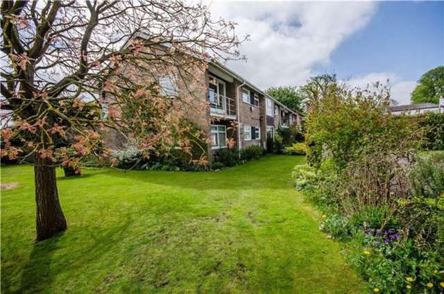  Image of 2 bedroom Flat for sale in De Freville Road Great Shelford Cambridge CB22 at Granhams Court De Freville Road Great Shelford, CB22 5LH