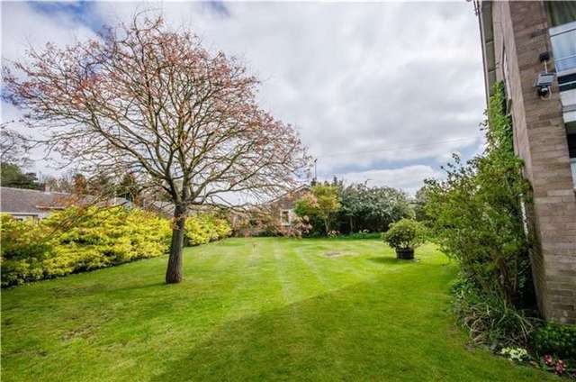 Image of 2 bedroom Flat for sale in De Freville Road Great Shelford Cambridge CB22 at Granhams Court De Freville Road Great Shelford, CB22 5LH