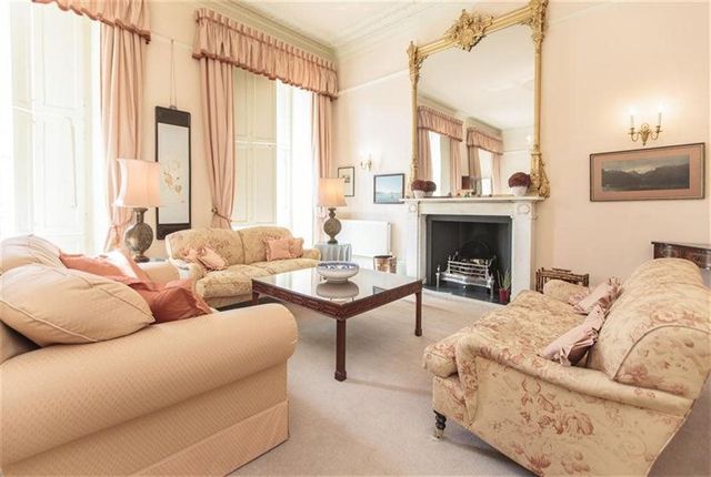  Image of 1 bedroom Flat to rent in Great King Street Edinburgh EH3 at New Town Edinburgh Edinburgh, EH3 6QY