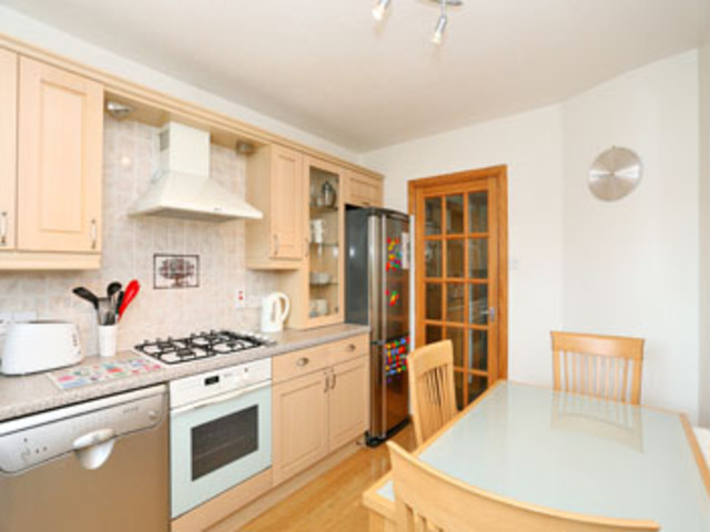  Image of 2 bedroom Flat to rent in Cuparstone Place Great Western Road Aberdeen AB10 at City Centre Aberdeen Aberdeen, AB10 6PW