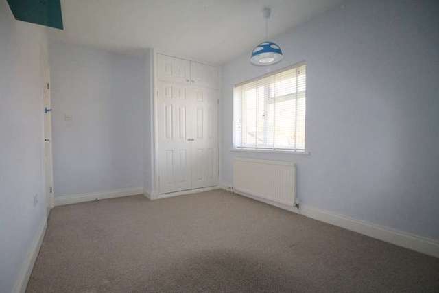  Image of 3 bedroom Detached house to rent in Betenson Avenue Sevenoaks TN13 at Biggin Hill  Riverhead, TN13 3EW