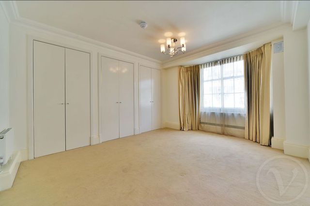  Image of 2 bedroom Flat to rent in Hallam Street London W1W at Hallam Street Great Portland Street Regent
