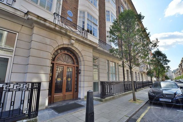  Image of 2 bedroom Flat to rent in Hallam Street London W1W at Hallam Street Great Portland Street Regent