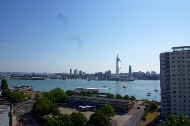  Image of 1 bedroom Flat to rent in South Street Gosport PO12 at South Street Gosport, PO12 1EY