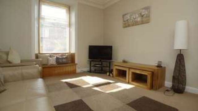  Image of 3 bedroom Flat for sale in Harcourt Road Kirkcaldy KY2 at Harcourt Road  Kirkcaldy, KY2 5HF