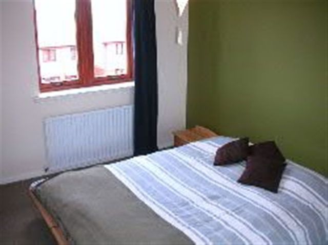  Image of 1 bedroom Flat to rent in Hawkhill Edinburgh EH7 at Lochend Edinburgh Edinburgh, EH7 6LA