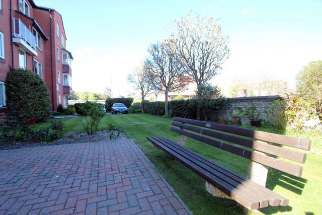  Image of 1 bedroom Retirement Property for sale in Heene Road Worthing BN11 at Heene Road  Worthing, BN11 4PP