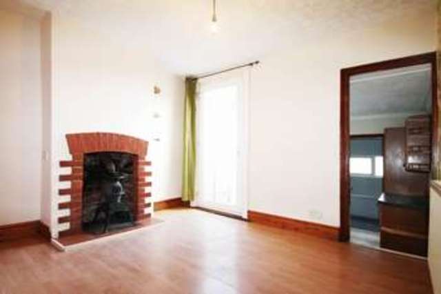  Image of 2 bedroom Terraced house to rent in Herbert Road Chatham ME4 at Herbert Road  Chatham, ME4 5PN