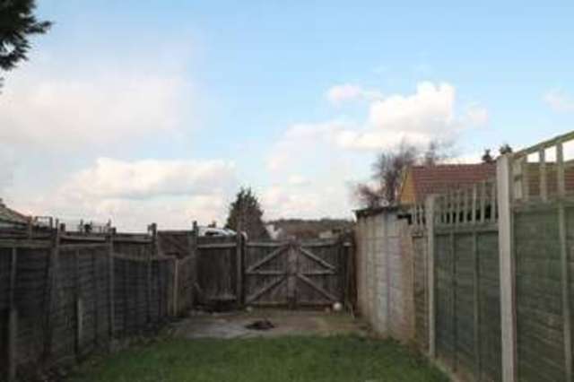  Image of 2 bedroom Terraced house to rent in Herbert Road Chatham ME4 at Herbert Road  Chatham, ME4 5PN