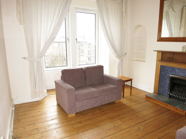  Image of 2 bedroom Flat to rent in Hermand Terrace Edinburgh EH11 at Shandon Edinburgh Edinburgh, EH11 1QZ