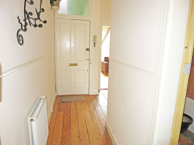  Image of 2 bedroom Flat to rent in Hermand Terrace Edinburgh EH11 at Shandon Edinburgh Edinburgh, EH11 1QZ