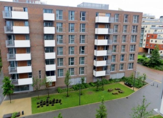  Image of 1 bedroom Ground Flat to rent in Bramwell Way London E16 at Heron Place  London, E16 2FJ