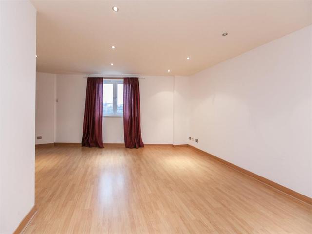  Image of 2 bedroom Flat to rent in Hesperus Crossway Edinburgh EH5 at Granton Edinburgh Edinburgh, EH5 1GH