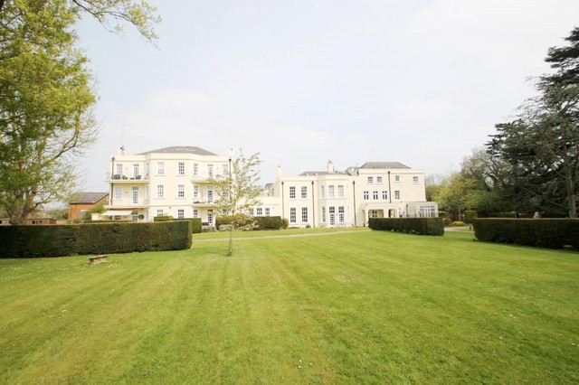  Image of 2 bedroom Apartment to rent in Highfield Lane Tyttenhanger St. Albans AL4 at Highfield Lane  Tyttenhanger, AL4 0LE