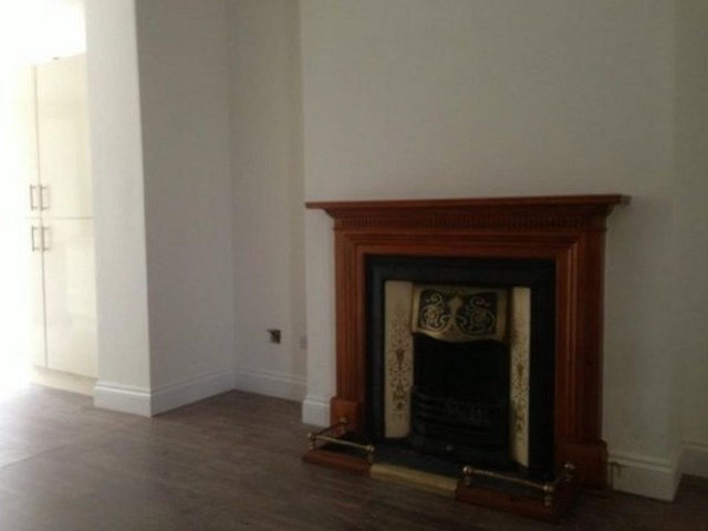  Image of 2 bedroom Flat to rent in Holly Road London E11 at HOLLY ROAD  WANSTEAD, E11 2PF