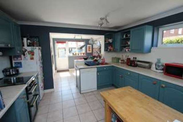  Image of 3 bedroom Terraced house for sale in Homelea Crescent Lingwood Norwich NR13 at Homelea Crescent Lingwood Norwich, NR13 4BP