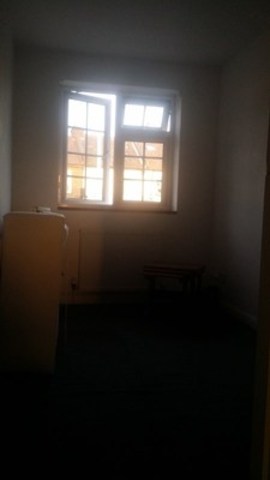  Image of 1 bedroom End of Terrace to rent in Horns Road Ilford IG2 at HORNS ROAD  NEWBURY PARK, IG2 6BN