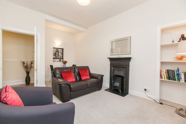  Image of 1 bedroom Flat to rent in Hugh Miller Place Edinburgh EH3 at Stockbridge Edinburgh Edinburgh, EH3 5JG