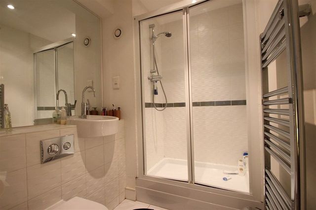  Image of 2 bedroom Flat to rent in Miller Street Glasgow G1 at Merchant City Glasgow Glasgow, G1 1DT