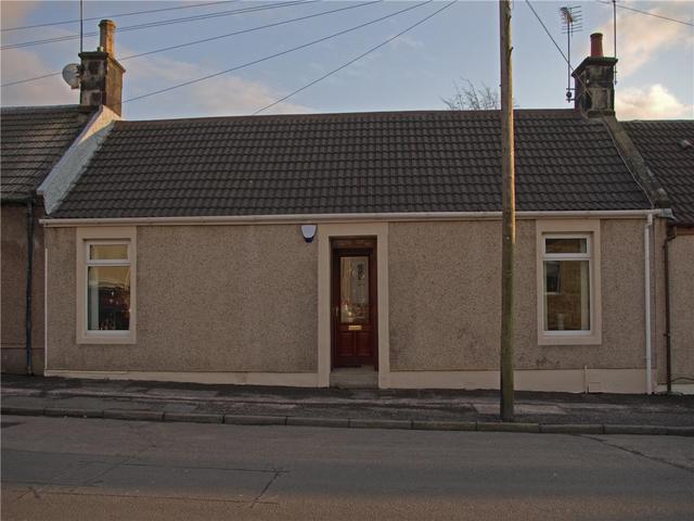  Image of 3 bedroom Cottage to rent in John Street Larkhall ML9 at Larkhall South Lanarkshire South Lanarkshire, ML9 2ET