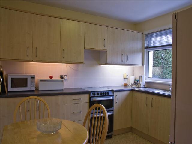  Image of 3 bedroom Cottage to rent in John Street Larkhall ML9 at Larkhall South Lanarkshire South Lanarkshire, ML9 2ET