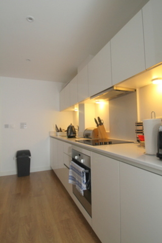  Image of 2 bedroom Apartment to rent in Seven Sea Gardens London E3 at Kara Court  London, E3 3GX