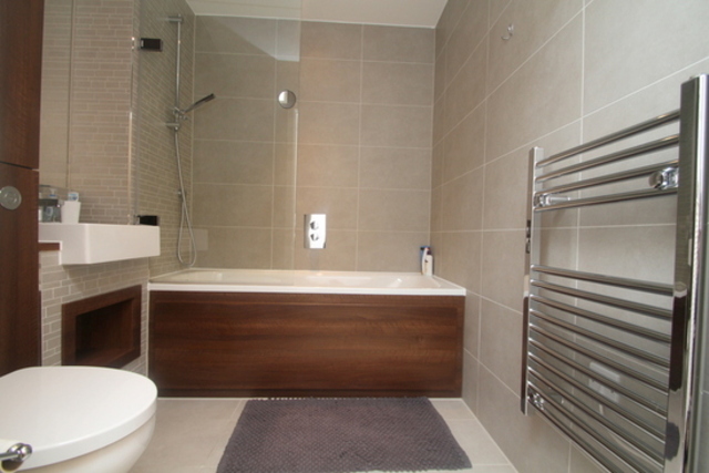  Image of 2 bedroom Apartment to rent in Seven Sea Gardens London E3 at Kara Court  London, E3 3GX