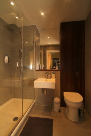  Image of 2 bedroom Apartment to rent in Seven Sea Gardens London E3 at Kara Court  London, E3 3GX