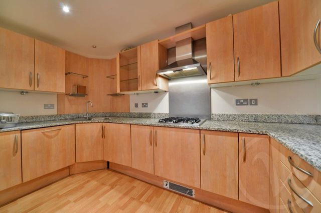  Image of 3 bedroom Flat for sale in Kidderpore Avenue London NW3 at Kidderpore Avenue Hampstead Swiss Cottage, NW3 7SJ