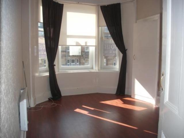  Image of 2 bedroom Flat to rent in Kilmarnock Road Glasgow G43 at Shawlands Glasgow Glasgow, G43 1TX