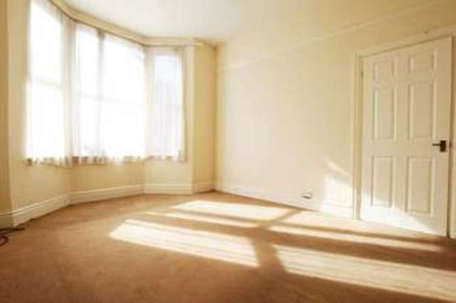  Image of 3 bedroom Terraced house for sale in Kingsdale Road Mossley Hill Liverpool L18 at Kingsdale Road  Liverpool, L18 1LD