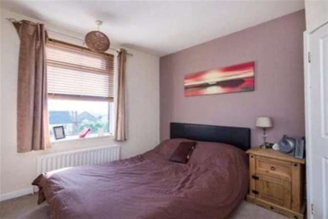  Image of 4 bedroom Detached house to rent in Kingsway Ilkeston DE7 at Ilkeston, DE7 4DG