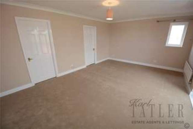  Image of 3 bedroom Terraced house to rent in Laburnum Farm Close Ness Neston CH64 at Ness Neston Ness, CH64 8TR