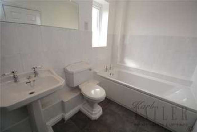  Image of 3 bedroom Terraced house to rent in Laburnum Farm Close Ness Neston CH64 at Ness Neston Ness, CH64 8TR