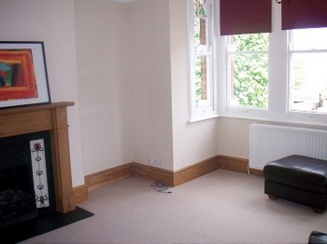  Image of 3 bedroom Flat to rent in Lakeside Road London N13 at Lakeside Road  Palmers Green, N13 4PS