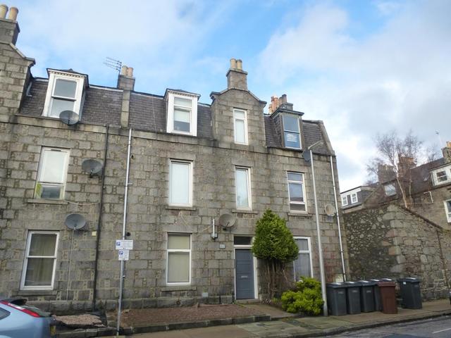  Image of 1 bedroom Flat to rent in Lamond Place Aberdeen AB25 at City Centre Aberdeen Aberdeen, AB25 3UT