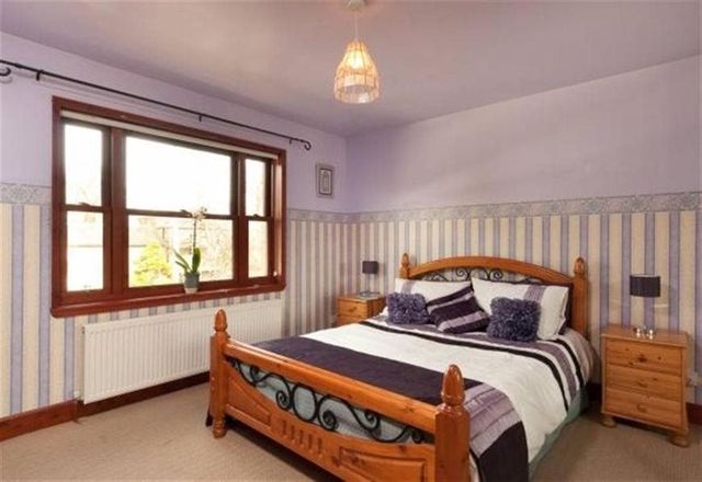  Image of 4 bedroom Detached house to rent in Lanark Road Juniper Green EH14 at Juniper Green Edinburgh Edinburgh, EH14 5DA