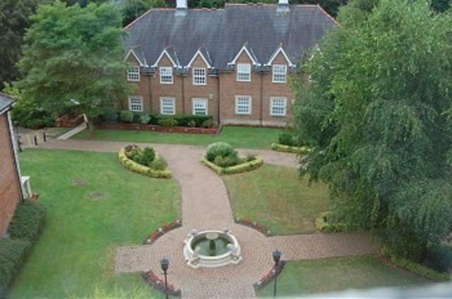  Image of 2 bedroom Flat to rent in Park Lane Stanmore HA7 at Lancaster House Park Lane Stanmore, HA7 3HD