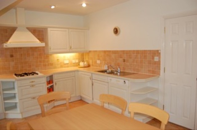  Image of 2 bedroom Flat to rent in Park Lane Stanmore HA7 at Lancaster House Park Lane Stanmore, HA7 3HD