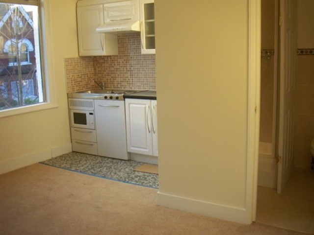  Image of Studio flat to rent in Langham Road London N15 at Langham Road  Tottenham, N15 3RA