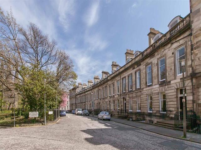  Image of 2 bedroom Flat to rent in Lansdowne Crescent Edinburgh EH12 at West End Edinburgh Edinburgh, EH12 5EH