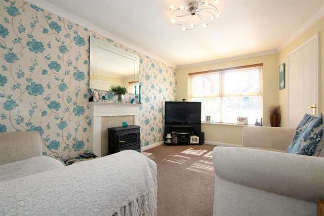  Image of 2 bedroom Detached house for sale in Laureate Way Hemel Hempstead HP1 at Laureate Way  Hemel Hempstead, HP1 3RL