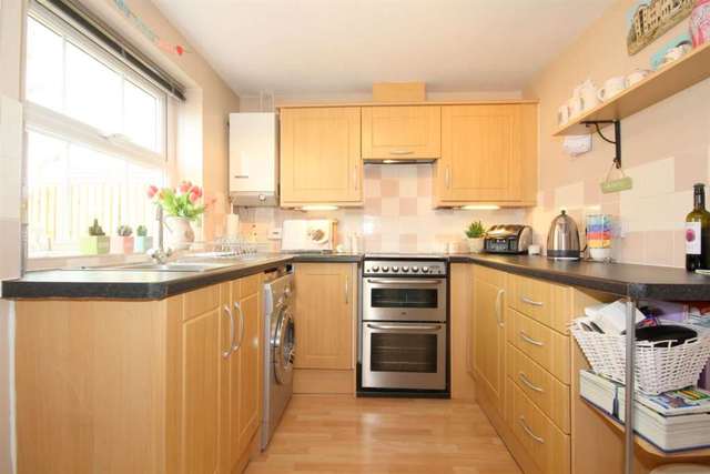  Image of 2 bedroom Detached house for sale in Laureate Way Hemel Hempstead HP1 at Laureate Way  Hemel Hempstead, HP1 3RL