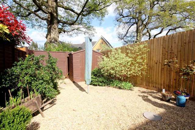  Image of 2 bedroom Detached house for sale in Laureate Way Hemel Hempstead HP1 at Laureate Way  Hemel Hempstead, HP1 3RL